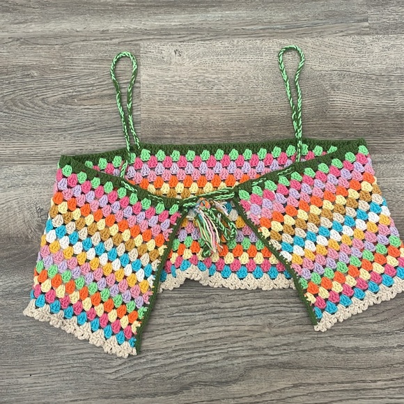 Colorful June Top - Picture 3 of 5